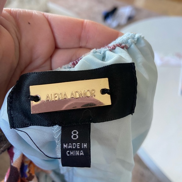 Alexia Admor Ali Cutout Halter Dress in Blue Floral Size 8 - Picture 8 of 10